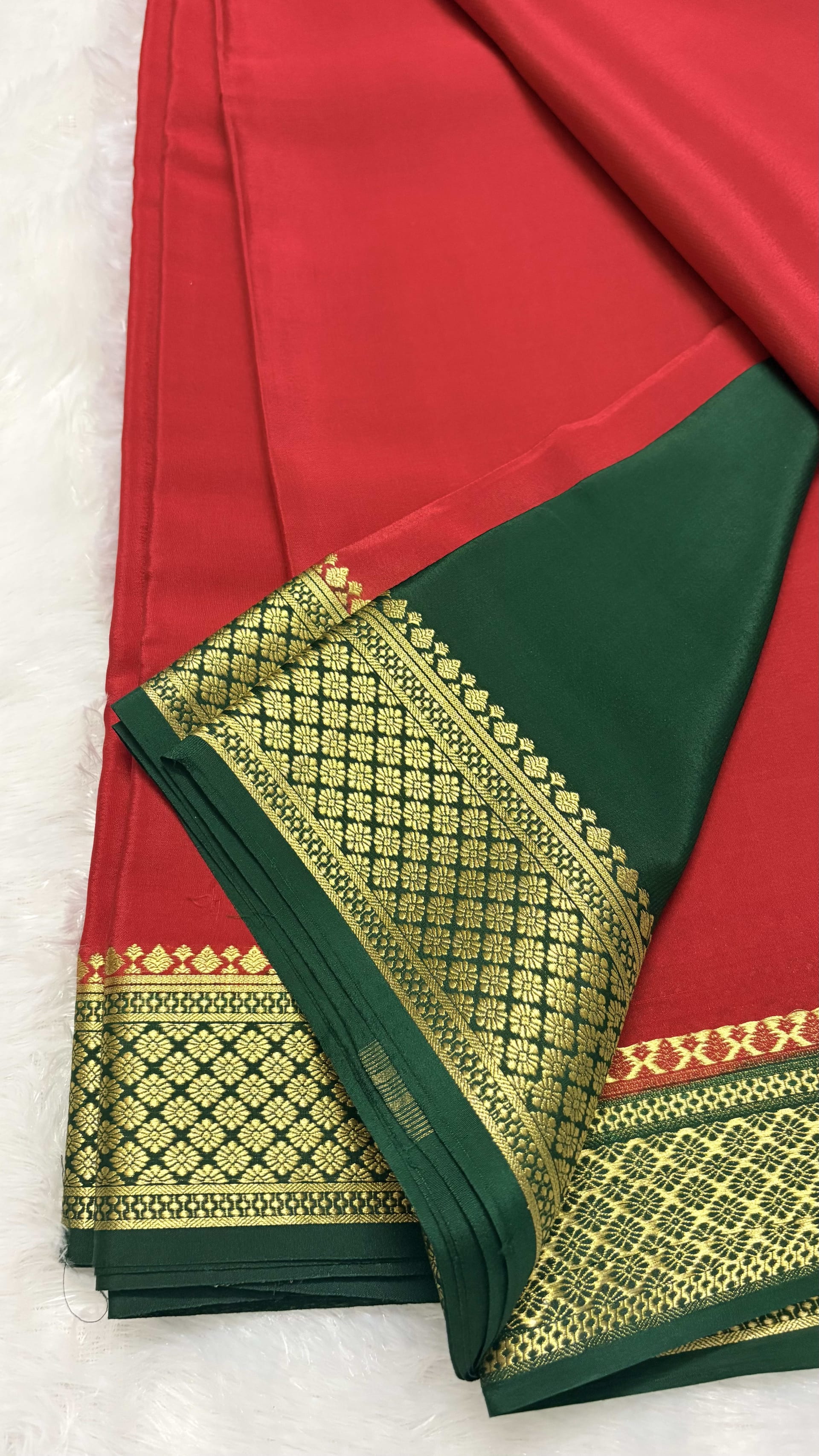 Pure Mysore crepe silk saree Red and bottle green - 110gsm — Red/Maroon Mysore Silk Mysore Silk saree